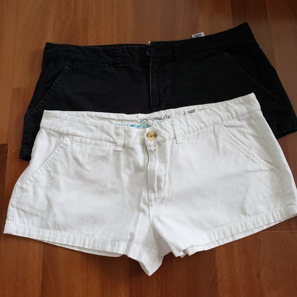Set of shorts - Picture 2 of 3